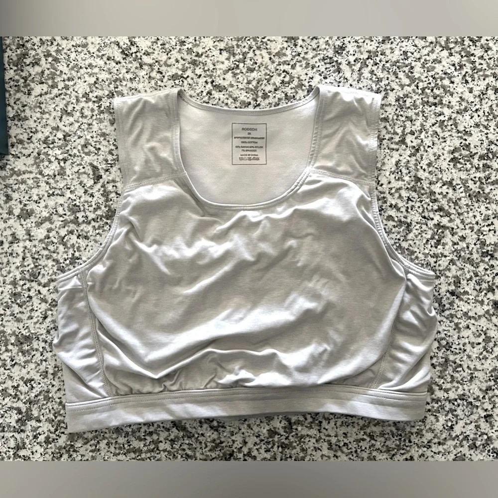 Compression Top - Picture 1 of 6